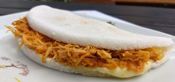 TAPIOCA RECHEADA COM FRANGO